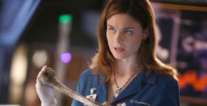 Patogista. mujer y aperree