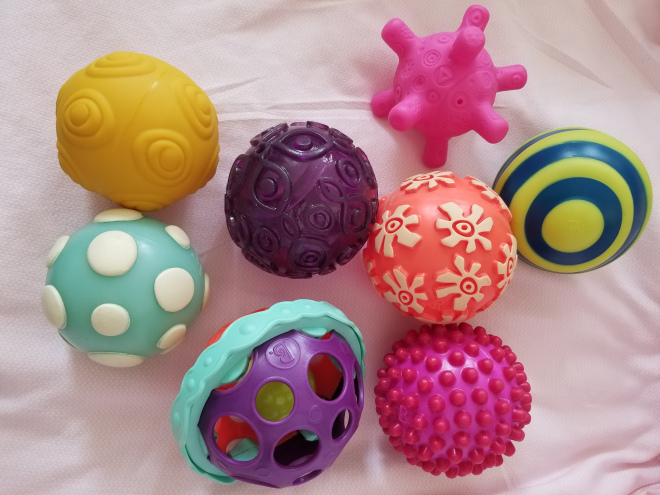 Pack 4 Pelotas Sensoriales De Silicona Con Flecos - Anti-estrés Para Niños Y Adultos